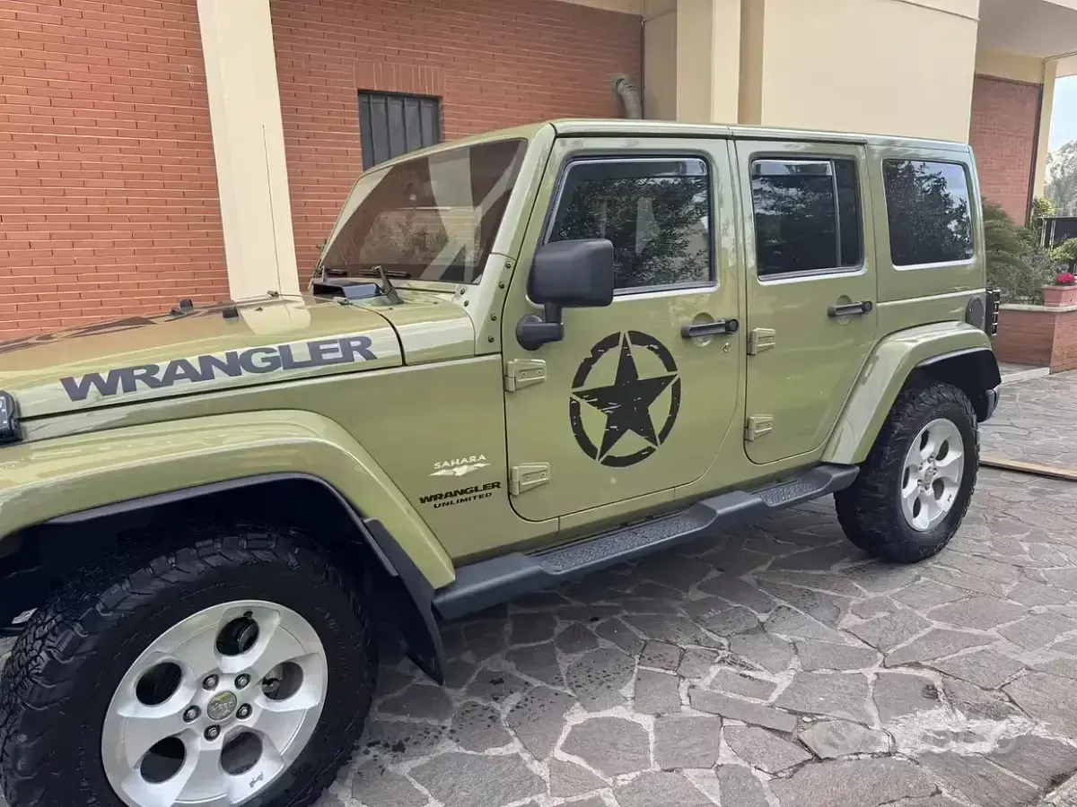 Usata Jeep Wrangler 200 CV (147 kW) 2013 Verde SUV