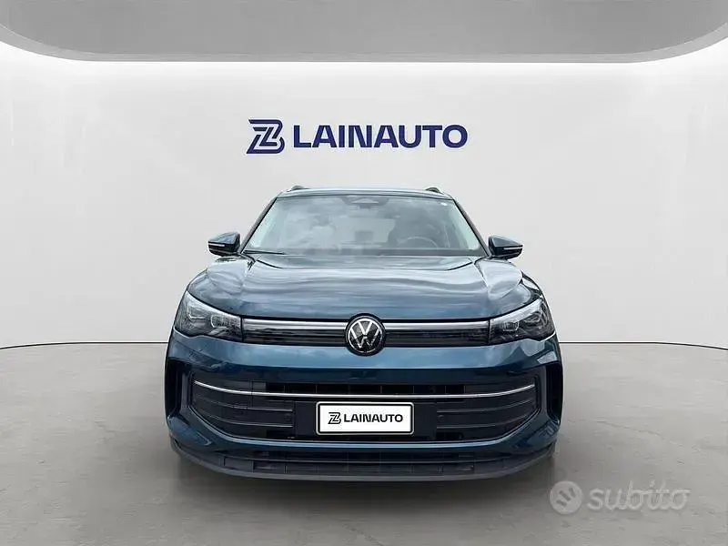 Usata VW Tiguan Life 204 CV (150 kW) 2025 Blu SUV