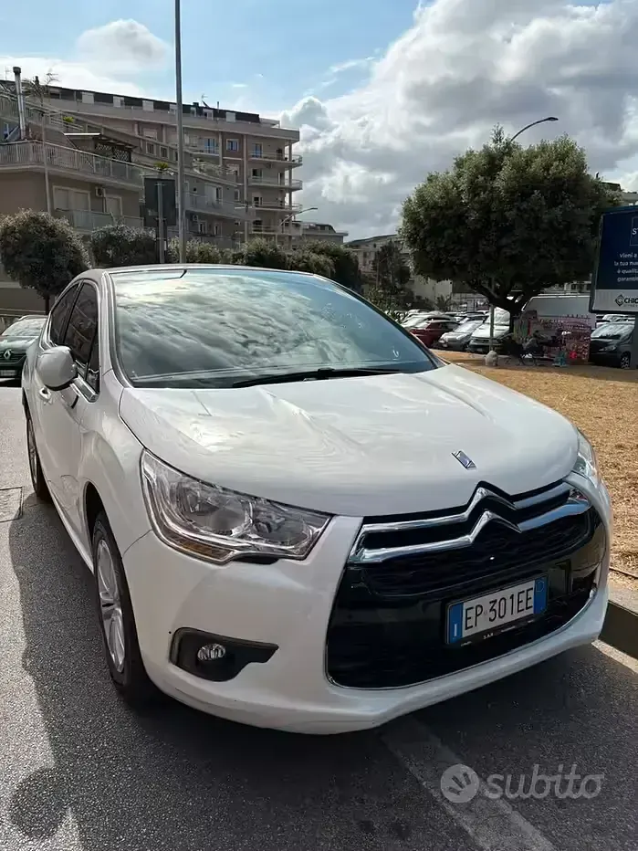 Usata Citroën DS4 120 CV (88 kW) 2012 Bianco Utilitaria