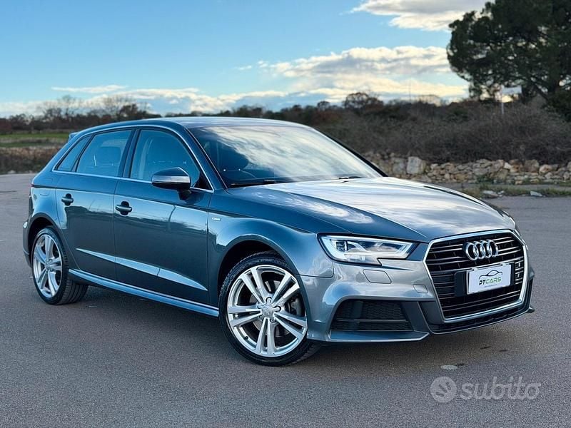 Usata Audi A3 Ambiente 150 CV (110 kW) 2019 Grigio Berlina