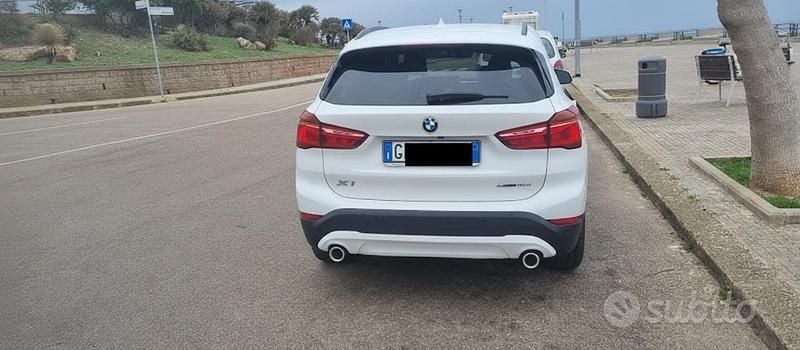 Usata BMW X1 Efficient Dynamics 150 CV (110 kW) 2021 Bianco SUV