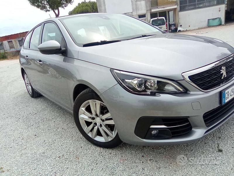 Usata Peugeot 308 SW 102 CV (75 kW) 2020 Grigio Station wagon