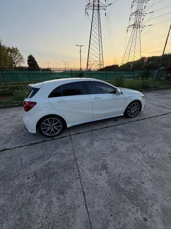 Usata Mercedes A45 AMG AMG 360 CV (264 kW) 2017 Utilitaria