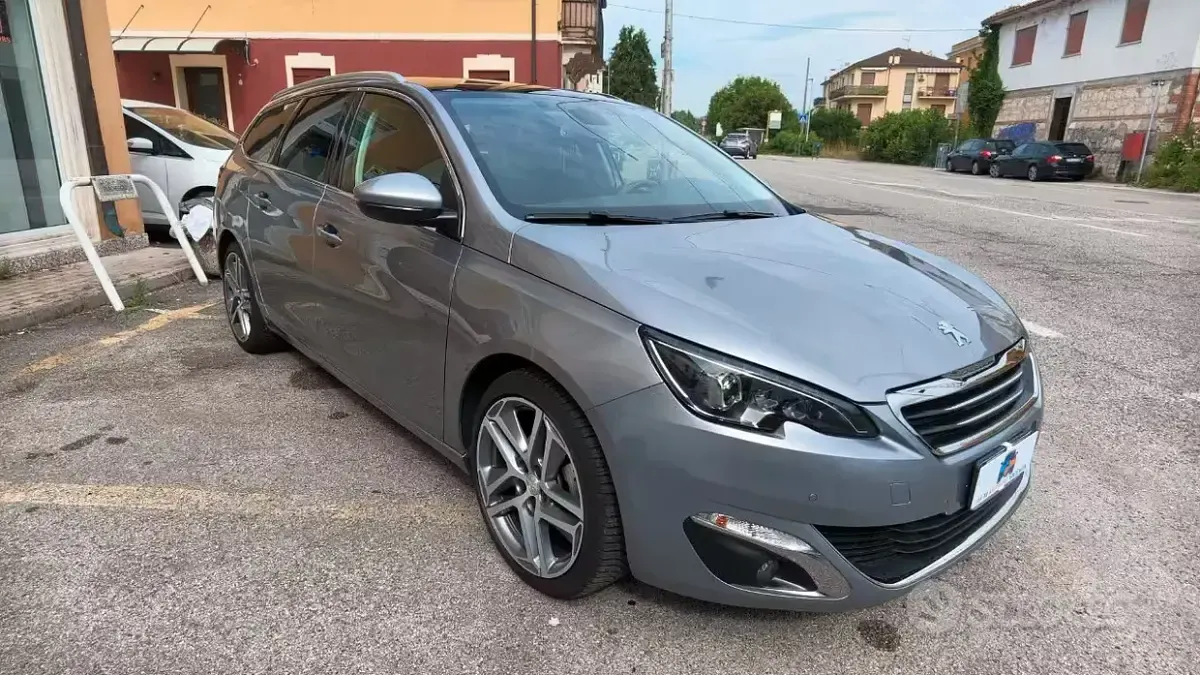 Usata Peugeot 308 SW Allure 120 CV (88 kW) 2017 Grigio Station wagon