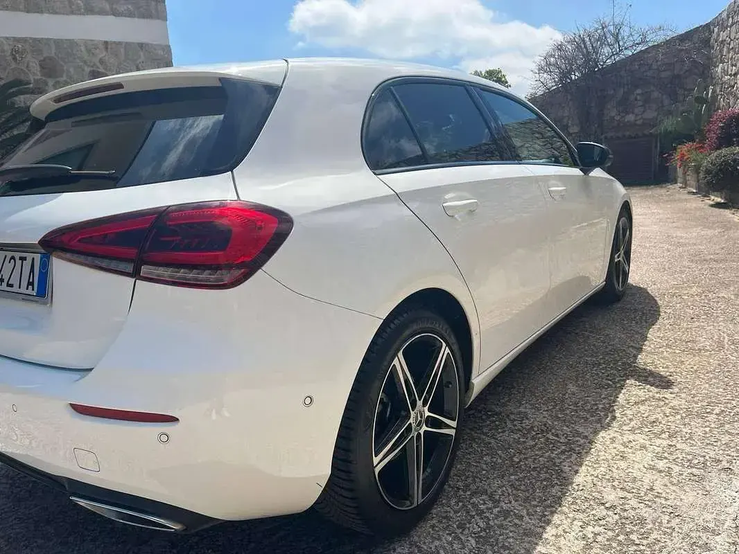 Usata Mercedes A180 Edition 116 CV (85 kW) 2021 Bianco Berlina