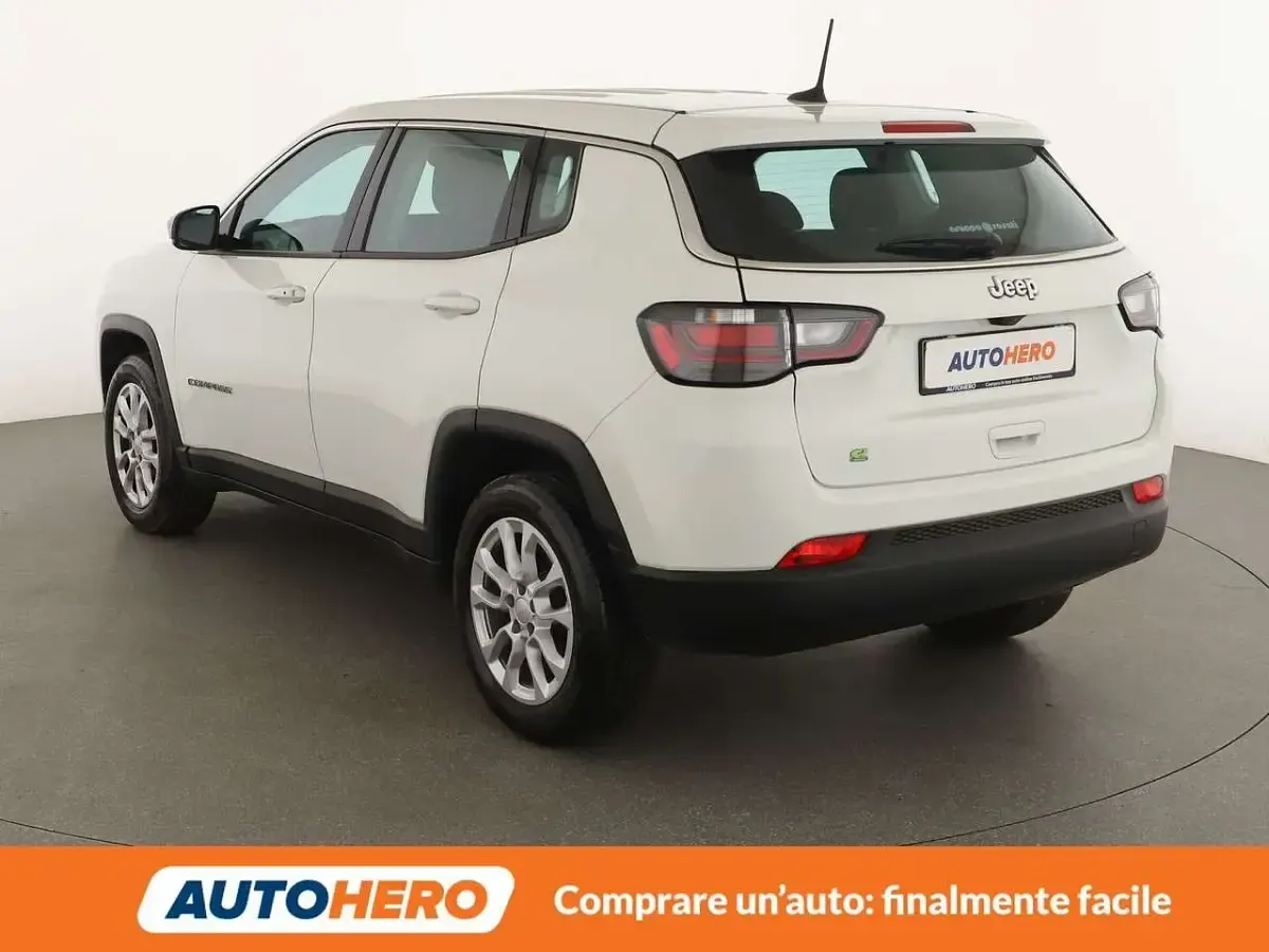 Usata Jeep Compass Night Eagle 131 CV (96 kW) 2024 Bianco SUV