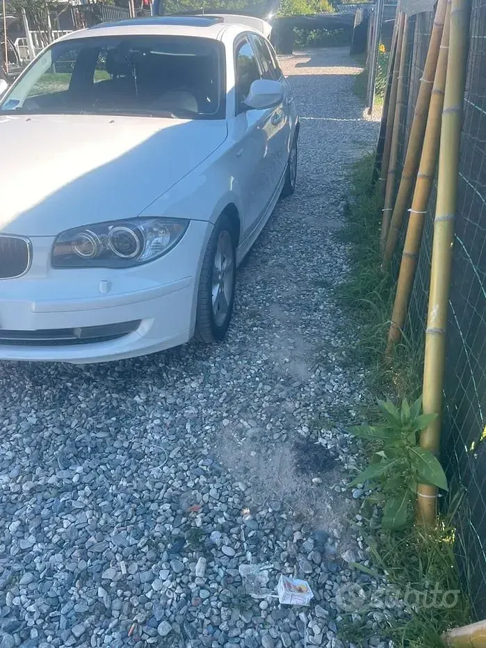 Usata BMW 120 163 CV (119 kW) 2010 Bianco Utilitaria