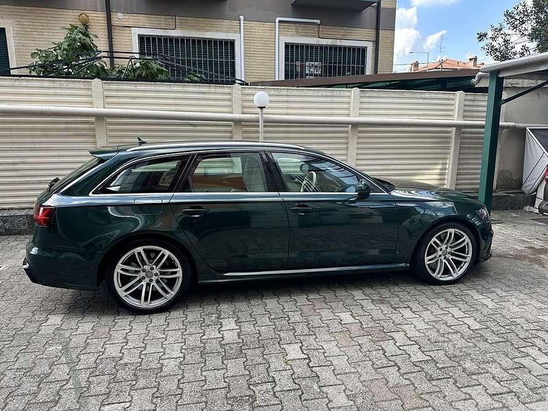 Usata Audi RS6 Ambiente 560 CV (411 kW) 2018 Verde Station wagon