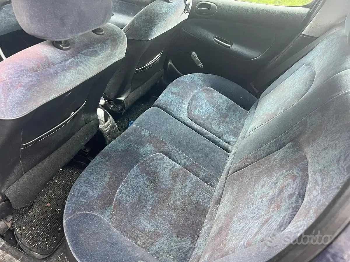 Usata Peugeot 206 2000 Blu Utilitaria