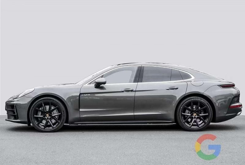 Usata Porsche Panamera 470 CV (345 kW) 2024 Verde Utilitaria