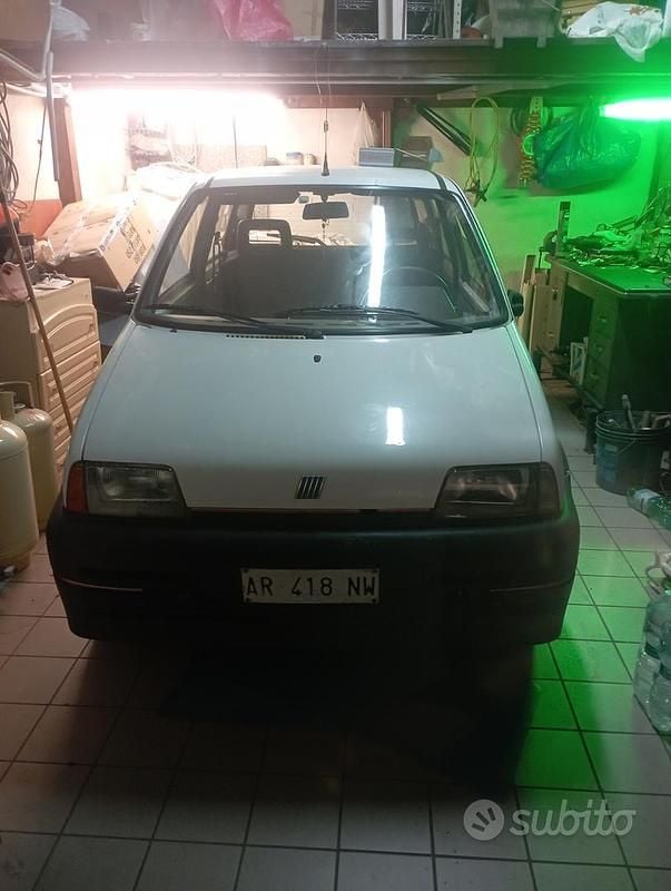 Usata Fiat Cinquecento 41 CV (30 kW) 1999 Bianco Utilitaria