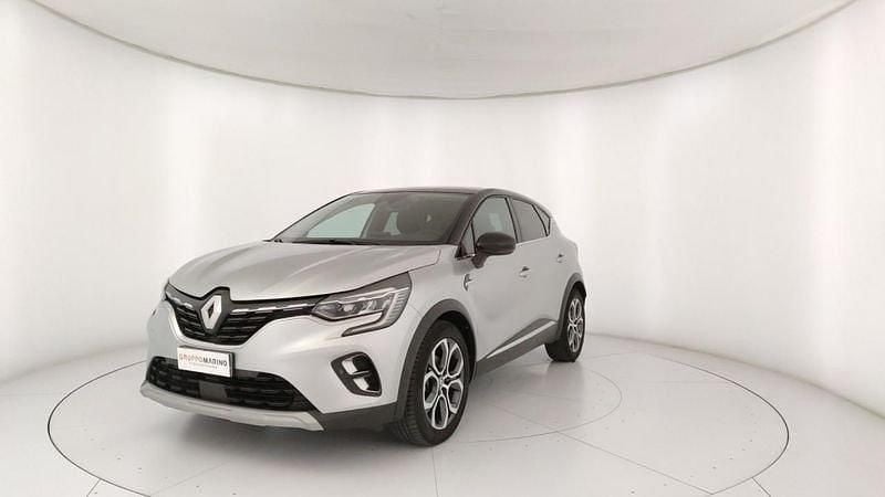Usata Renault Captur Techno 145 CV (106 kW) 2023 Grigio SUV
