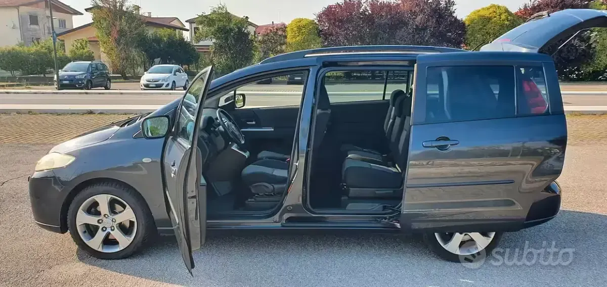 Usata Mazda 5 143 CV (105 kW) 2006 Monovolume