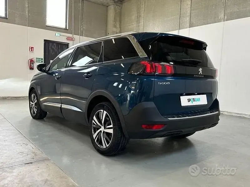 Occasion Peugeot 5008 Allure 130 PK (95 kW) 2024 Blauw SUV