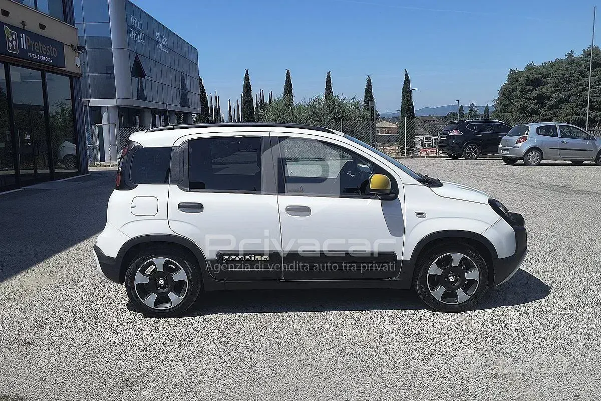 Usata Fiat Panda Cross Cross 69 CV (50 kW) 2024 Bianco Utilitaria
