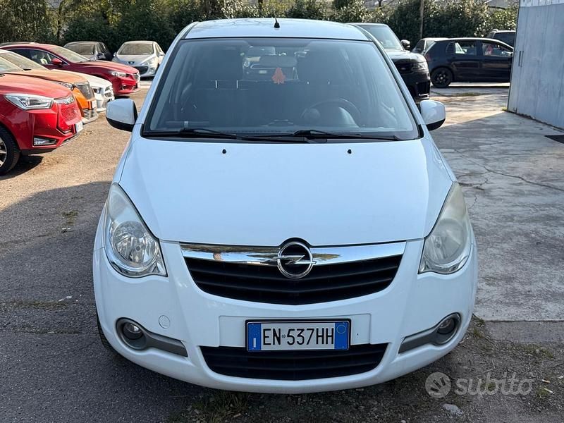 Usata Opel Agila Enjoy 94 CV (69 kW) 2012 Bianco Utilitaria