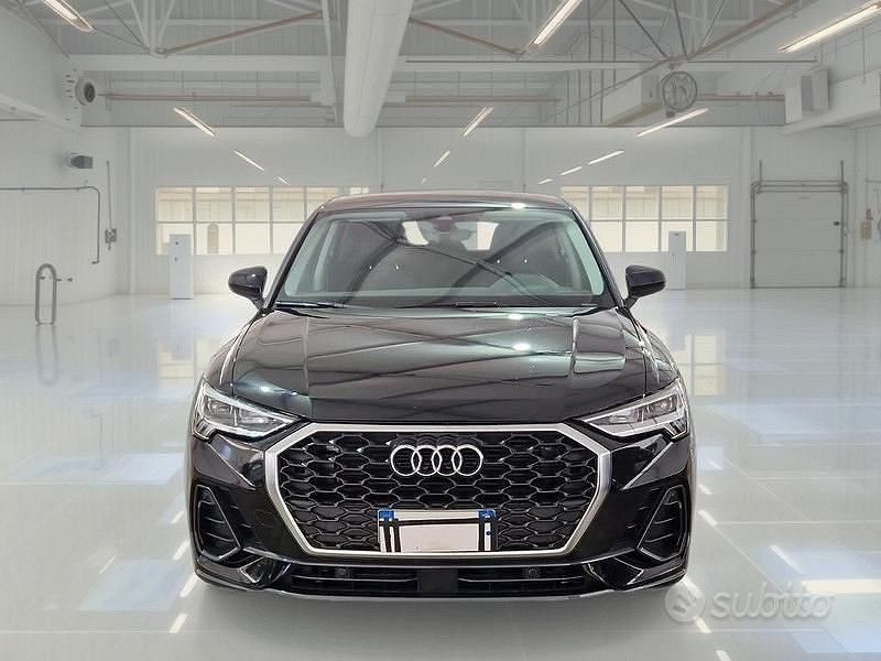 Usata Audi Q3 Sportback Business Plus 149 CV (109 kW) 2023 Nero SUV