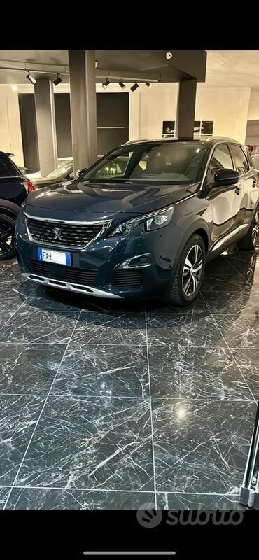 Nero Usata 2019 Peugeot 3008 GT-line Monovolume | 15.000 € (Buon prezzo) - Immagine 1/3