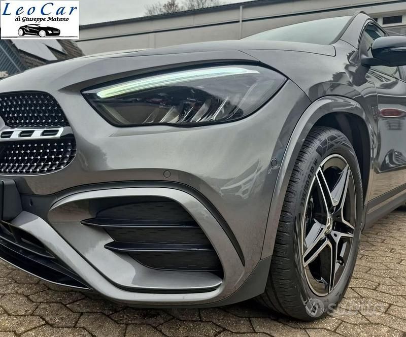 Usata Mercedes GLA200 AMG Line Premium 149 CV (109 kW) 2025 Grigio SUV