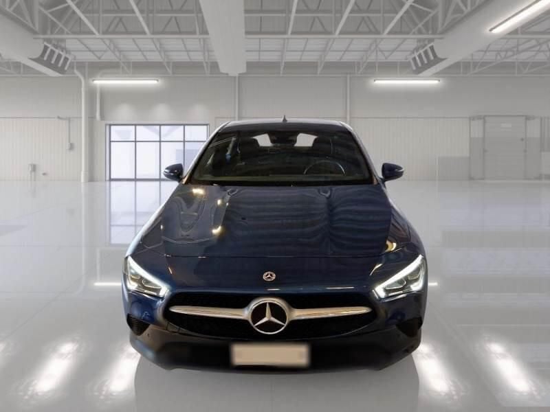 Blu Usata 2021 Mercedes CLA180 Shooting Brake Station wagon | 22.800 € (Buon prezzo) - Immagine 1/4