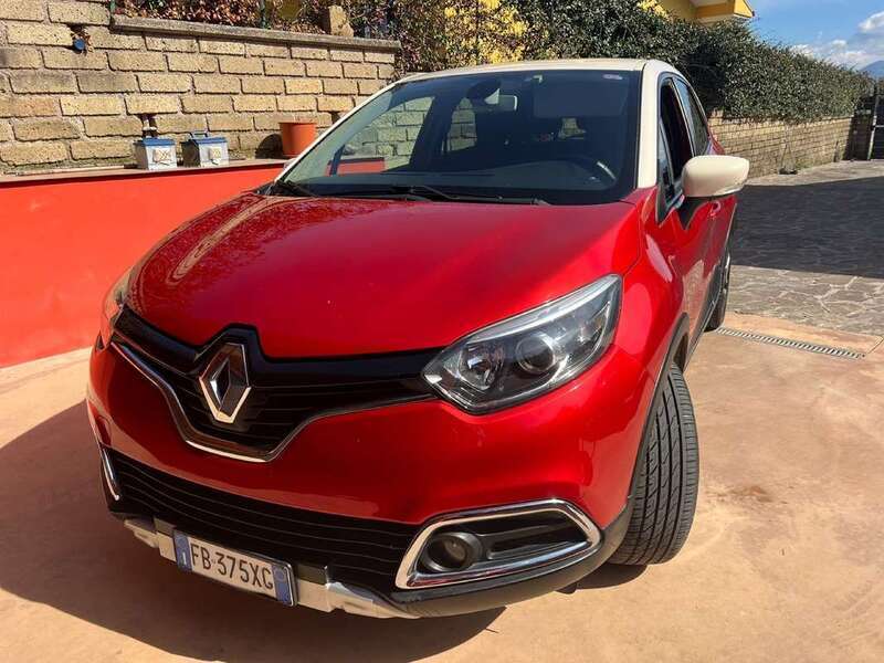 Usato 2015 Renault Captur 1.5 Diesel 90 CV (8.500 €)