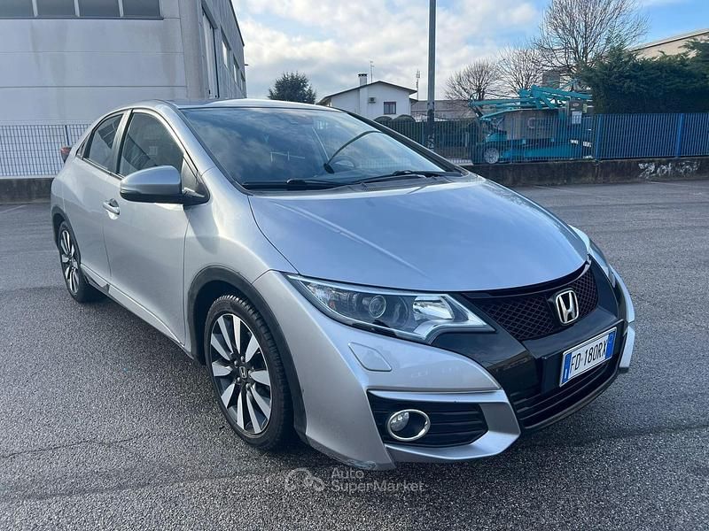 Usata Honda Civic Lifestyle 120 CV (88 kW) 2016 Grigio Station wagon