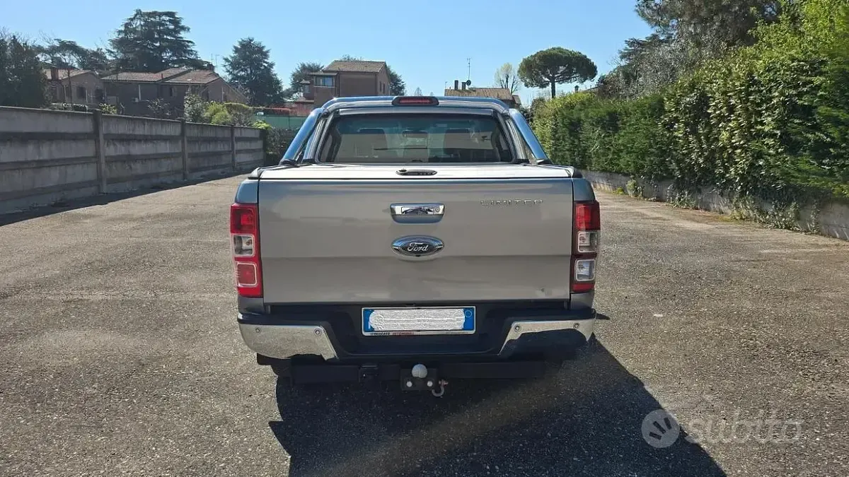 Occasion Ford Ranger Limited 150 PK (110 kW) 2014 Grijs Pickup
