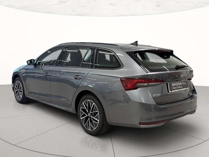 Usata Skoda Octavia Selection 150 CV (110 kW) 2025 Grigio graphite metallizzato Station wagon
