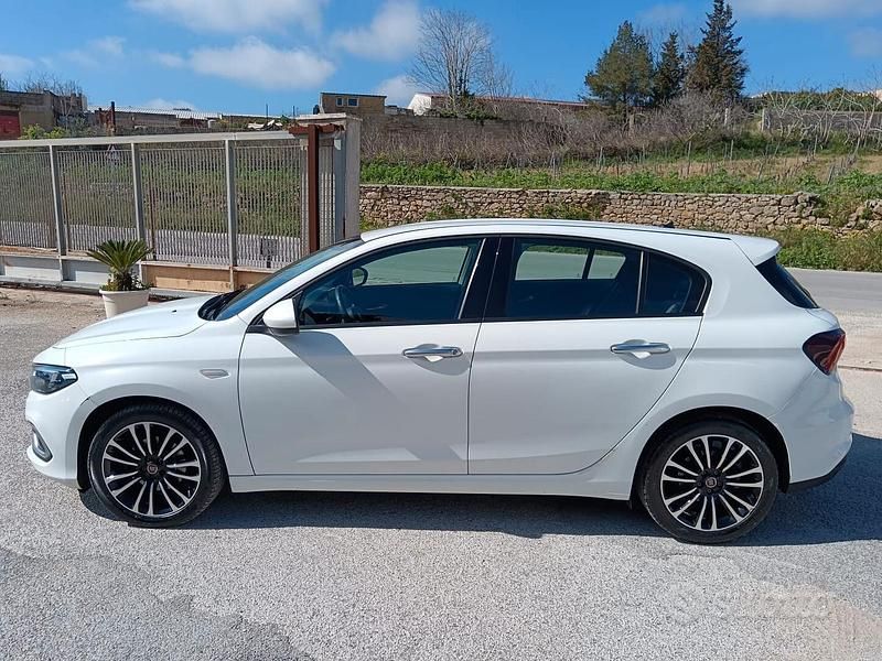Usata Fiat Tipo Business 130 CV (95 kW) 2021 Bianco Berlina