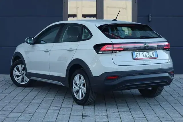 Usata VW Taigo Life 110 CV (80 kW) 2024 Grigio SUV