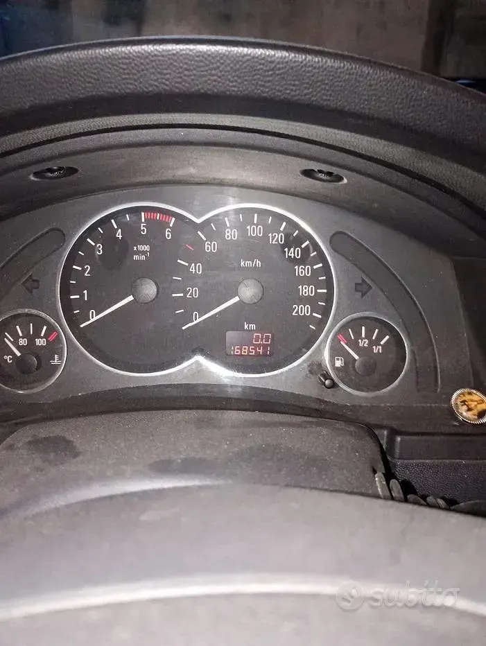 Usata Opel Meriva 125 CV (91 kW) 2005 Monovolume