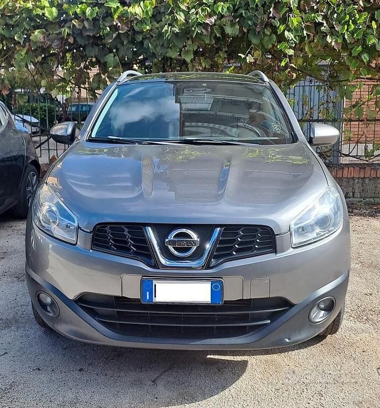 Usata Nissan Qashqai 110 CV (80 kW) 2012 Grigio SUV