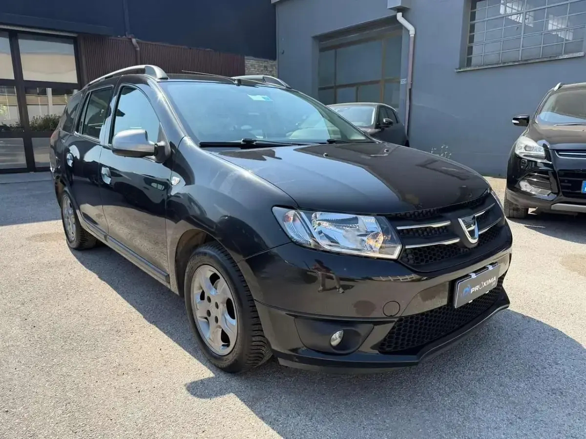 Usata Dacia Logan 90 CV (66 kW) 2015 Nero Station wagon