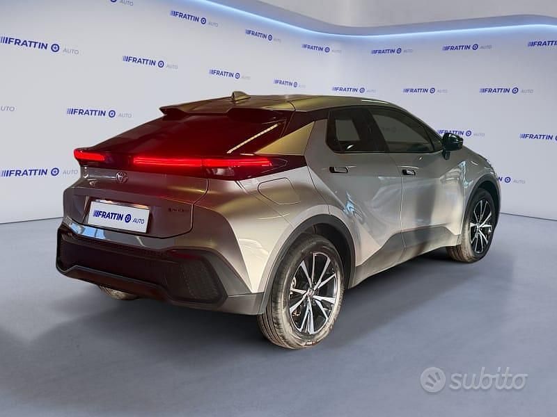 Gebraucht Toyota C-HR Trend 223 PS (164 kW) 2025 Silber SUV