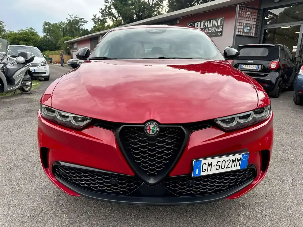 Usata Alfa Romeo Tonale Edizione Speciale 160 CV (117 kW) 2023 Rosso SUV