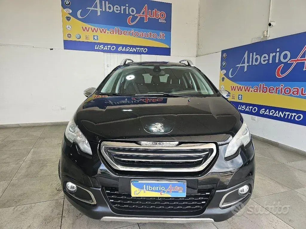 Usata Peugeot 2008 Allure 99 CV (72 kW) 2016 Nero SUV