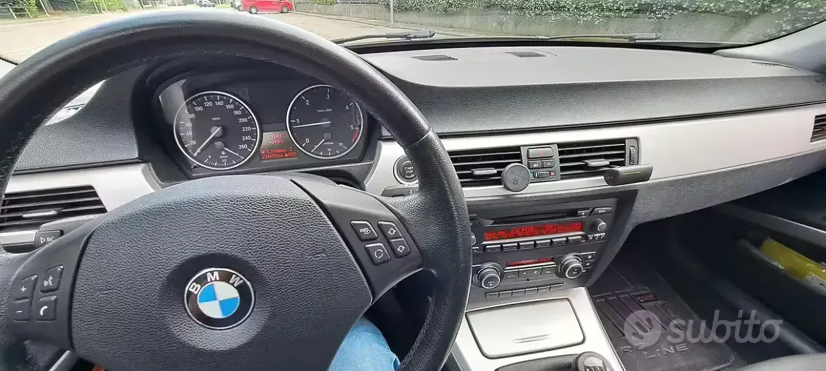 Usata BMW 320 177 CV (130 kW) 2009 Nero Berlina