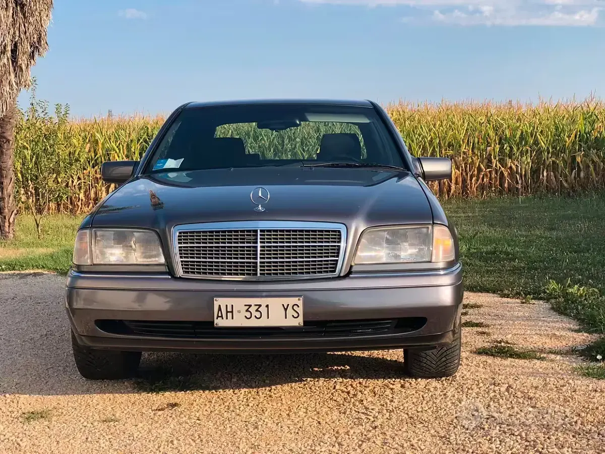 Usata Mercedes C220 95 CV (69 kW) 1995 Berlina