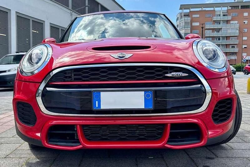 Usata Mini John Cooper Works Hype 231 CV (169 kW) 2017 Rosso Utilitaria