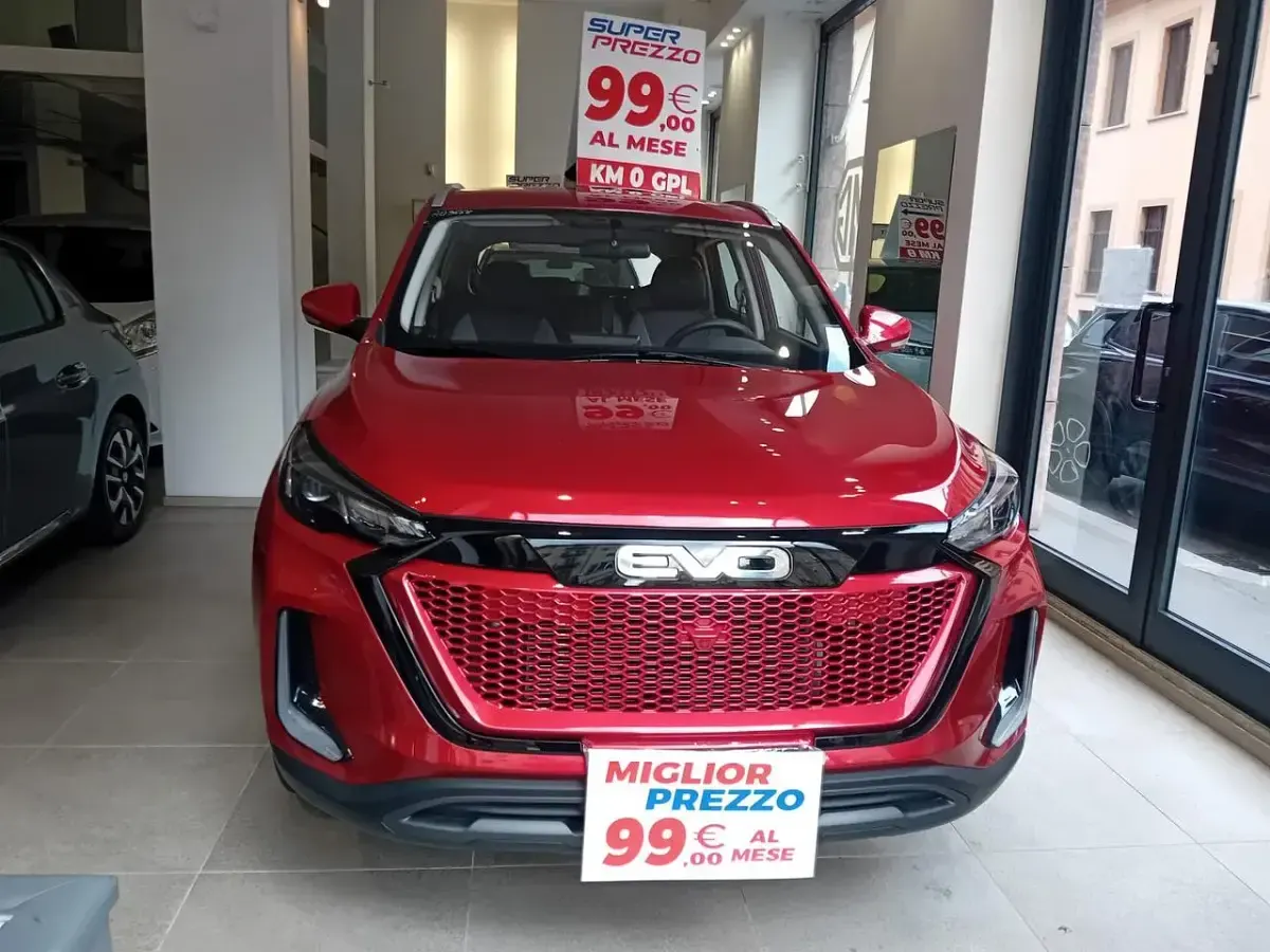 Nuova EVO Evo 5 119 CV (87 kW) 2026 Rosso SUV