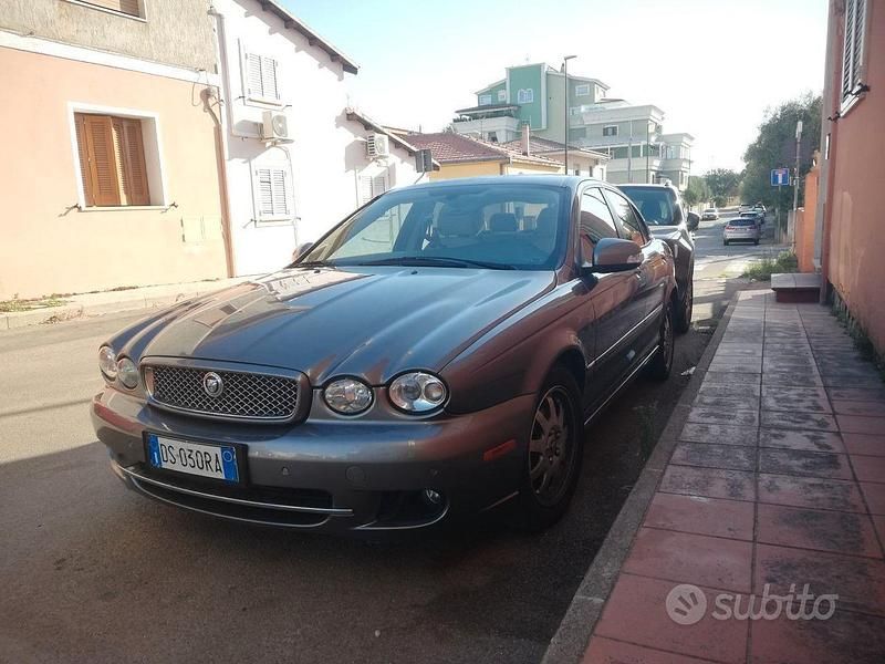 Usata Jaguar X-type 156 CV (114 kW) 2008 Grigio Berlina
