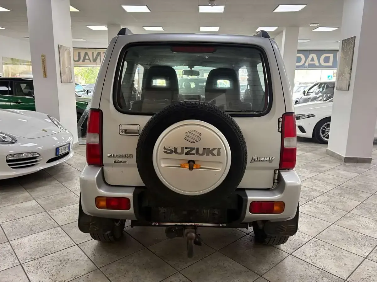 Usata Suzuki Jimny 80 CV (58 kW) 2002 Argento SUV