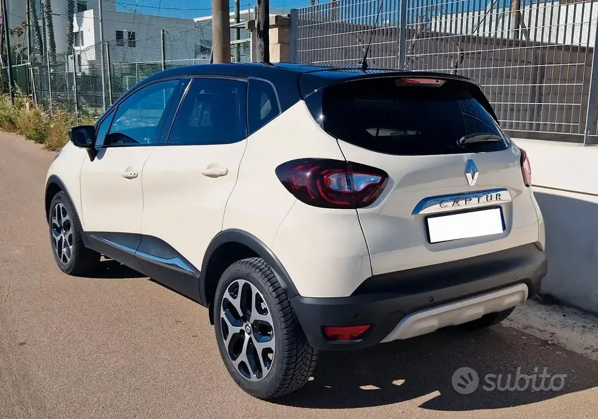 Usata Renault Captur 90 CV (66 kW) 2018 SUV