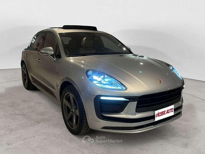 Usata Porsche Macan 265 CV (194 kW) 2022 Argento SUV