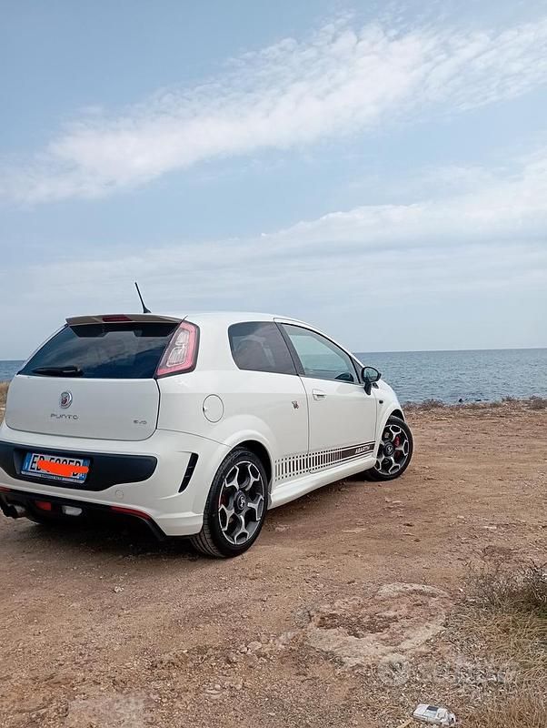 Usata Abarth Punto Evo 165 CV (121 kW) 2010 Utilitaria