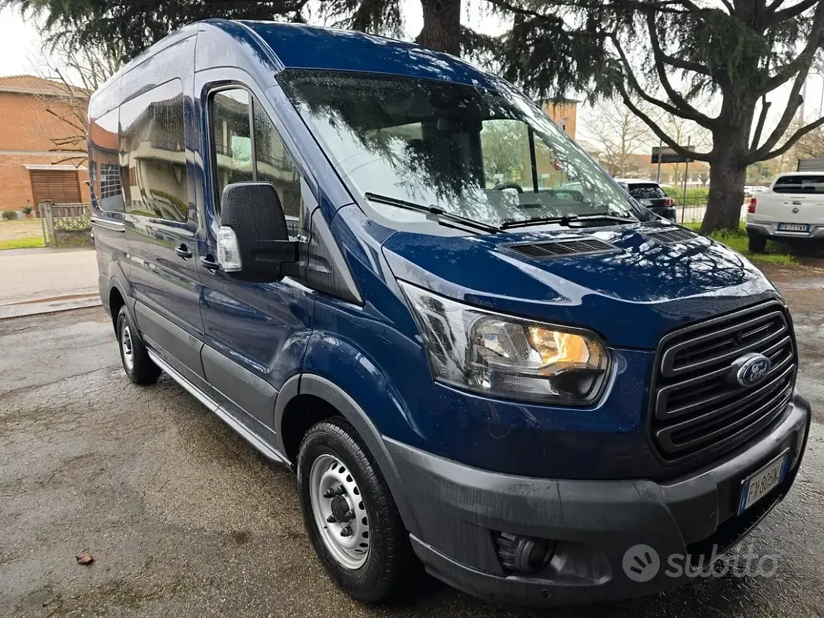 Usata Ford Transit Custom Trend 131 CV (96 kW) 2019 Blu Station wagon