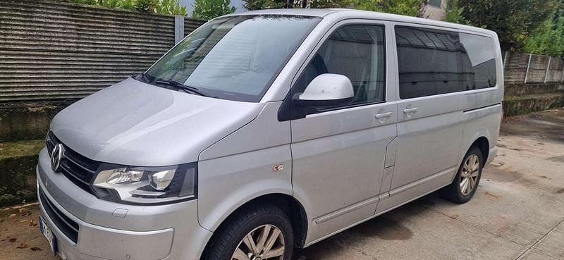 Usata VW T5 Highline 179 CV (131 kW) 2014 Argento Furgone