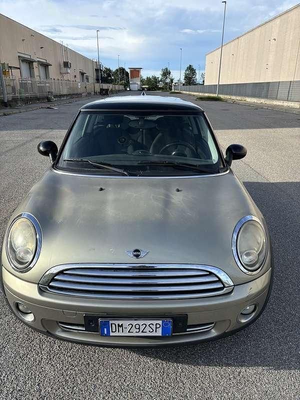 Usata 2009 Mini Cooper Due volumi | 3100 € (Ottimo prezzo) - Immagine 1/4