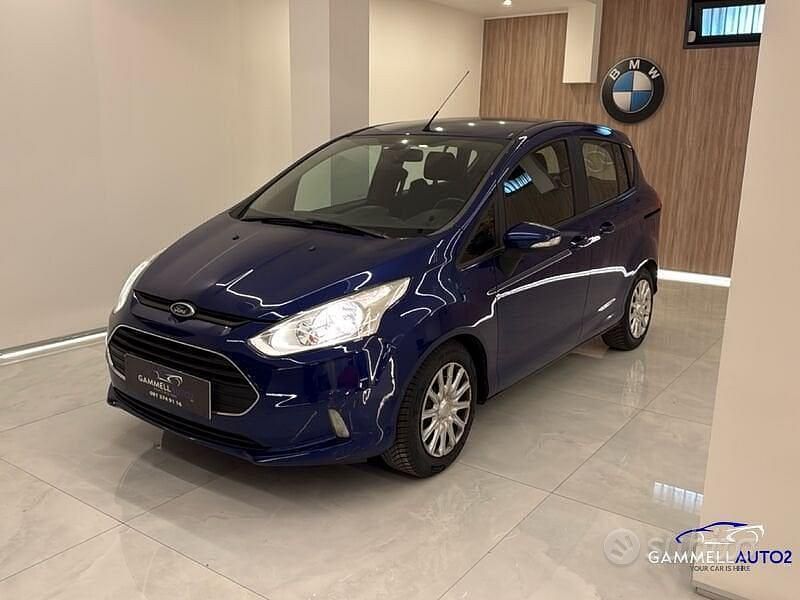 Usata Ford B-MAX Business Edition 75 CV (55 kW) 2015 Blu Monovolume