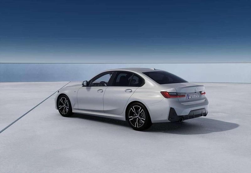 Usata BMW 318 M Sport 150 CV (110 kW) 2024 Brooklyn grey Berlina